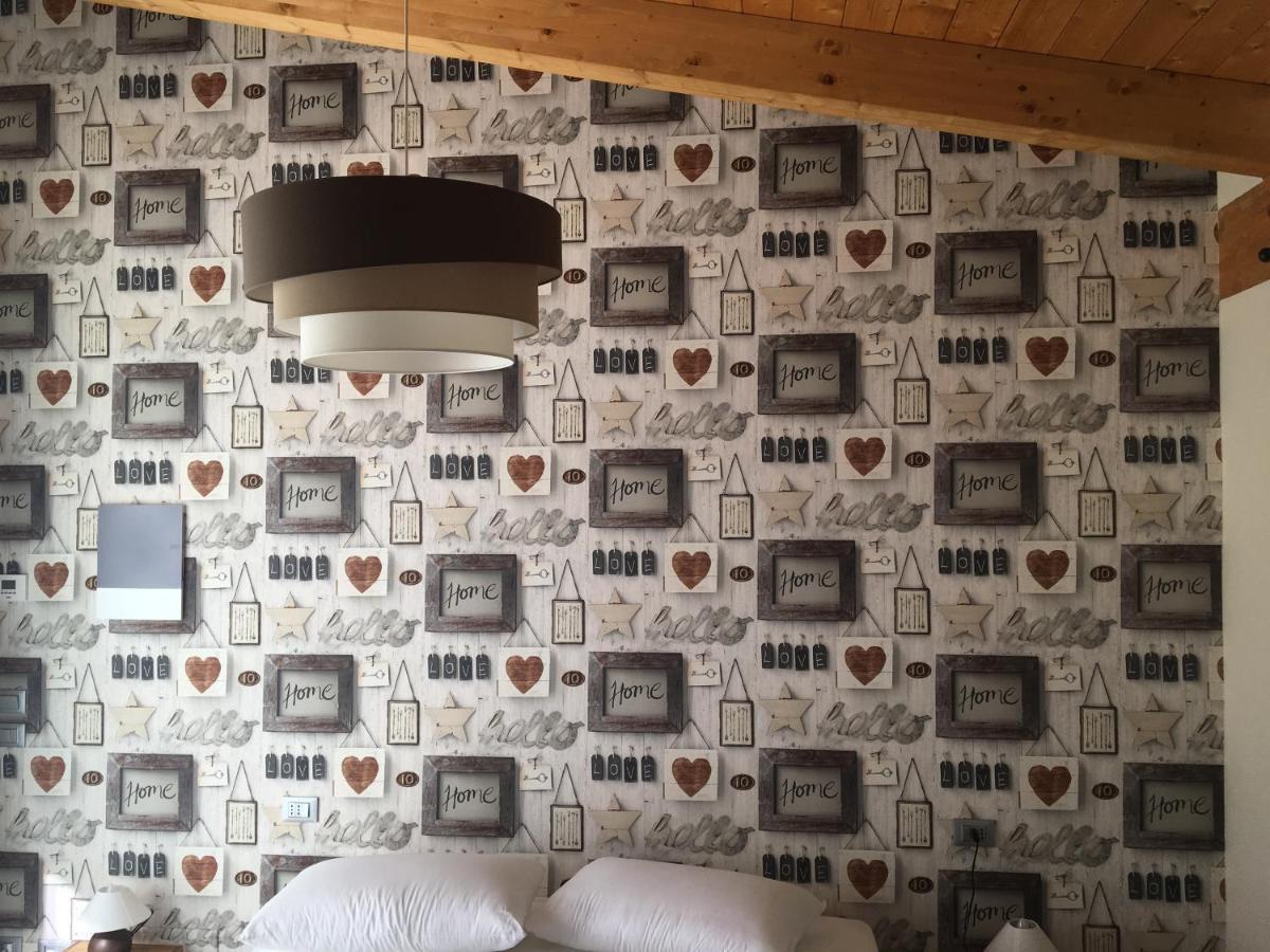 Home Holiday "Da Mamma" Альба Экстерьер фото