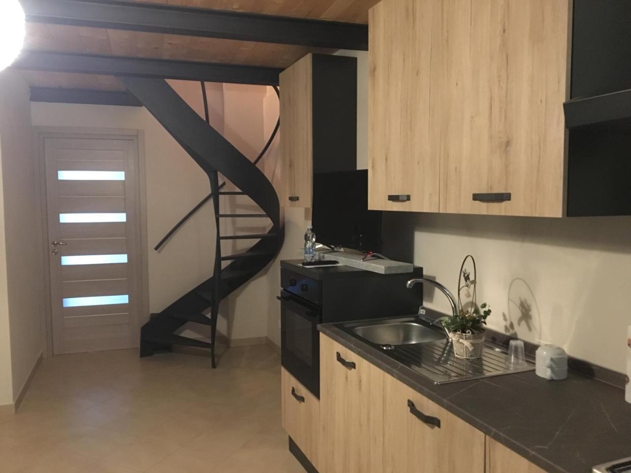 Home Holiday "Da Mamma" Альба Экстерьер фото
